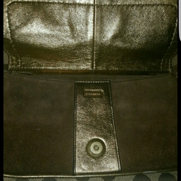 Authentic Coach purse - Picture 3 of 4