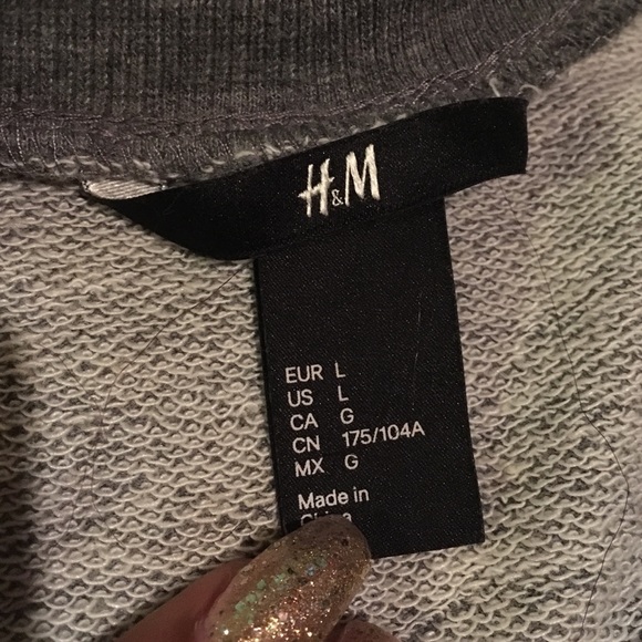 H&M sweater/shirt - Picture 3 of 3