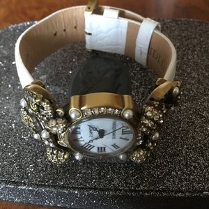 Gorgeous Heidi Daus jeweled watch