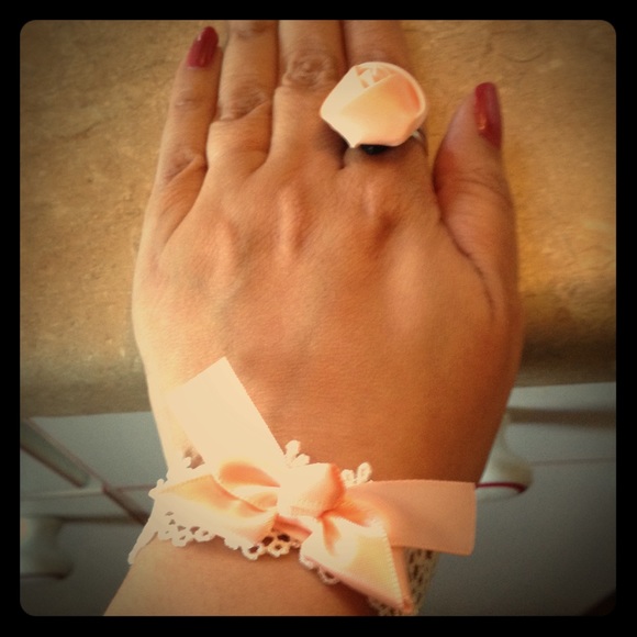 Beautiful lace bracelet with matching ring