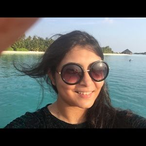 Meet your Posher, Pooja