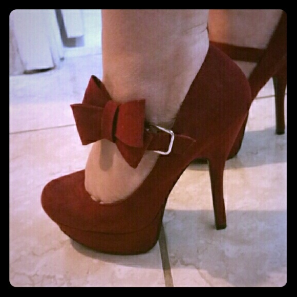 Charlotte Russe Burgundy size 6 heels.