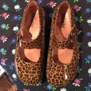 Cheetah shoes
