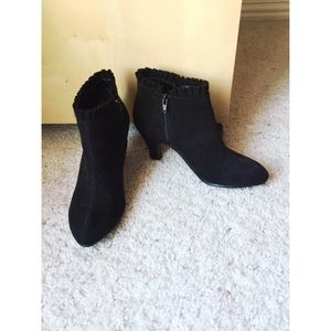 Aerosole Black Suede Victorian Ankle Booties