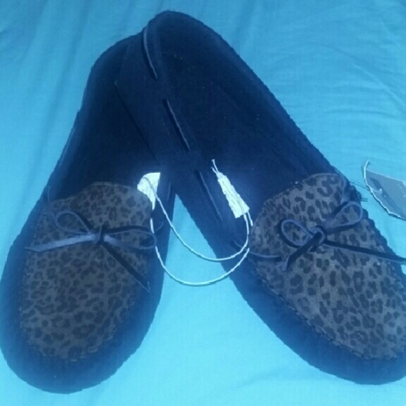 Leopard/black houseshoes