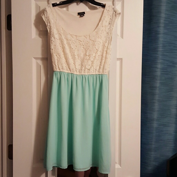 Lace dress