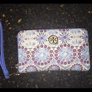 Tory Burch Robinson Wallet