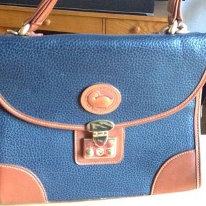 Dooney & Bourks