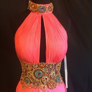 Beautiful detailed Sherri Hill dress sz 4 coral