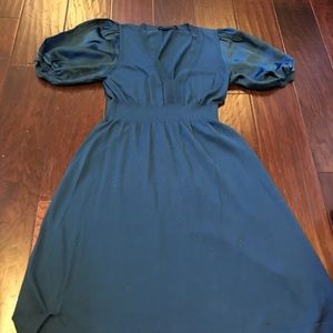 BCBG cute teal kni dress with satin puff sleeves