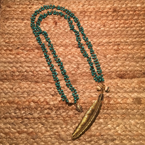 36" Feather Necklace New! - Picture 2 of 3