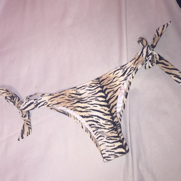 Vs bikini bottoms