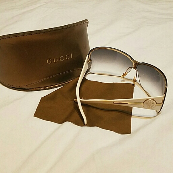 Gucci Accessories - Gucci sunglasses
