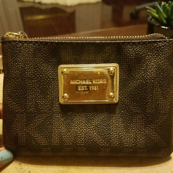 Michael Kors Wristlet