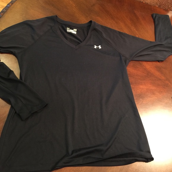Like New Under Armour long sleeve