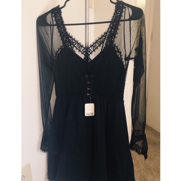 Free People Lace dress ( Black )