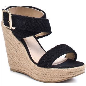 New In Box Steve Madden Espadrille Wedges Size 7