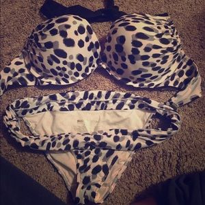 Victoria's Secret bombshell bikini set