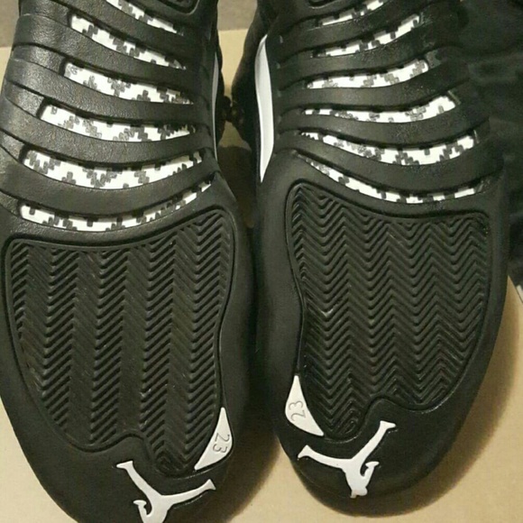 Jordan retro 12 - Picture 2 of 2