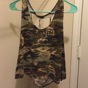 Camo tank
