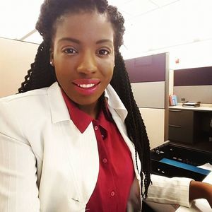 Meet your Posher, Chanel