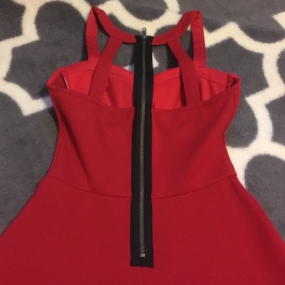 Red dress.💃🏻 - Picture 2 of 4