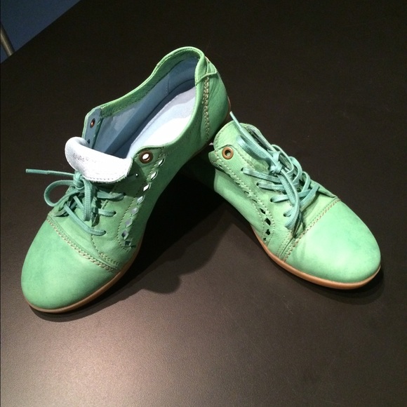 Cloud Footwear Lindy Oxfords
