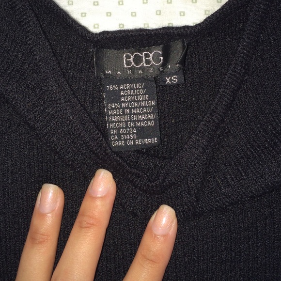 BCBG TOP - Picture 3 of 3