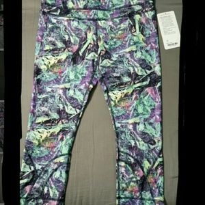 Lululemon Run Inspire Crop II NEW WITH TAGS Sz 10