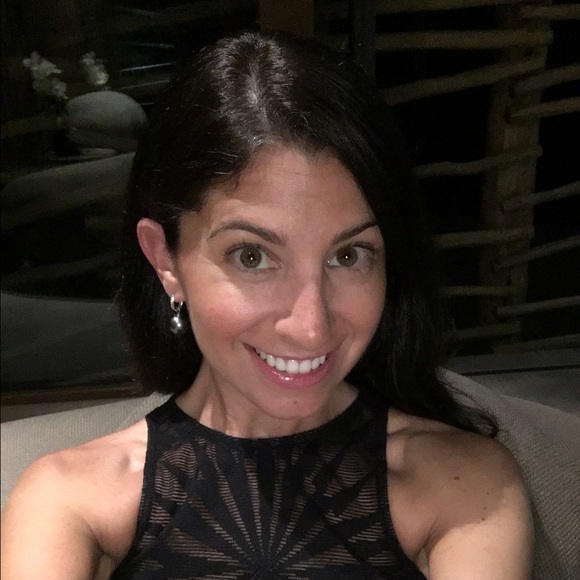 Meet your Posher, Lauren