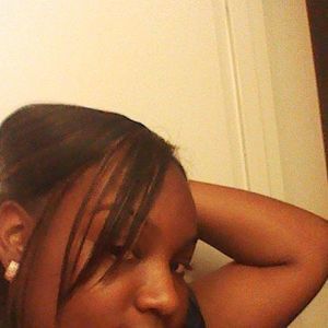 Meet your Posher, Cassandra