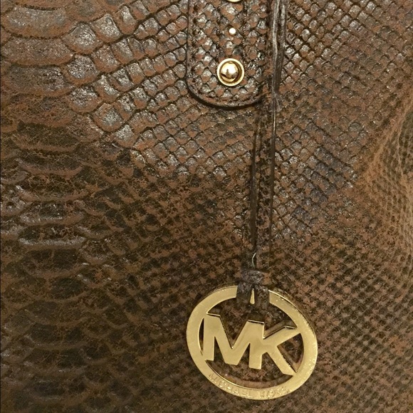 Michael Kors Large Signature Embossed Mocha Python - Picture 3 of 8