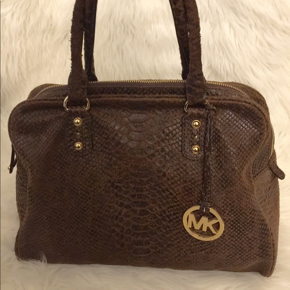 Michael Kors Large Signature Embossed Mocha Python - Picture 4 of 8
