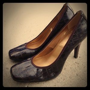 Dark brown crocodile print heels