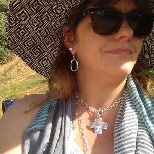 Meet your Posher, Bonnie