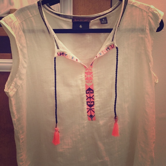 MAISON SCOTCH TASSEL EMBROIDERED TOP!!!