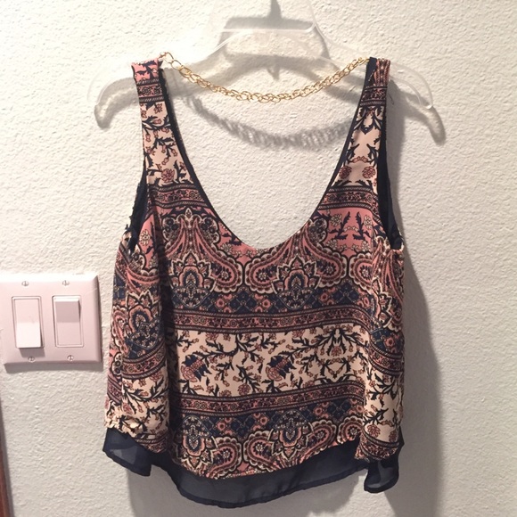 Gorgeous shirt with chain - Picture 1 of 4
