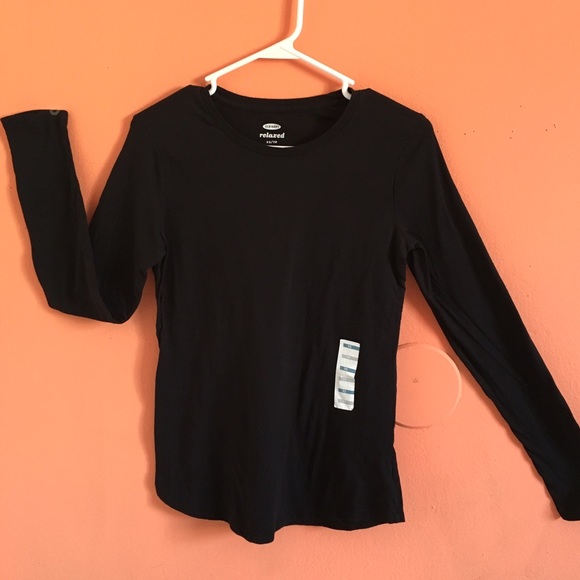NWT black relaxed long sleeve from Old Navy