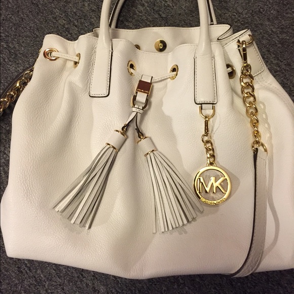 White micheal kors bag
