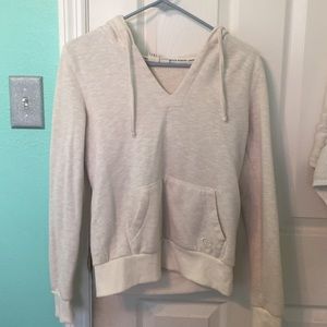 Off white v neck pullover