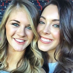 Meet your Posher, Caroline