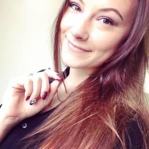 Meet your Posher, Suzanne