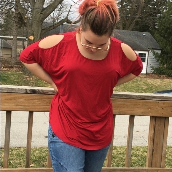 💫 Red Cold Shoulder Dolman Tunic! NEW!❤ - Picture 2 of 5