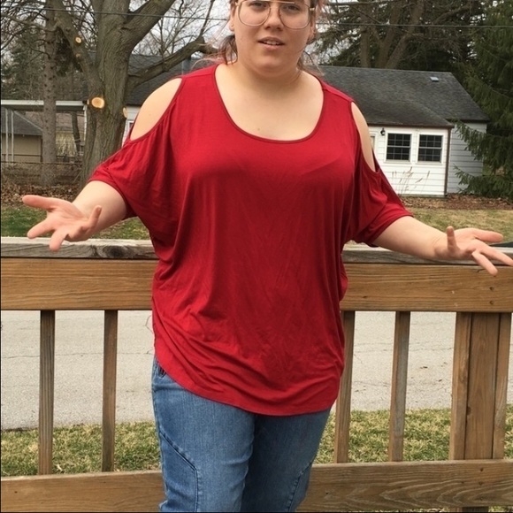 💫 Red Cold Shoulder Dolman Tunic! NEW!❤ - Picture 5 of 5