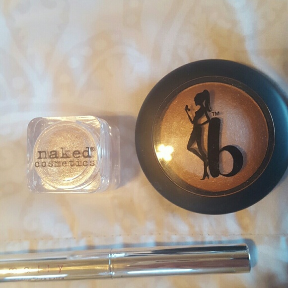 AMAZING DEAL Make Up Lot - Picture 4 of 4