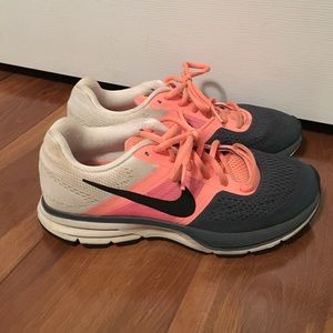 Nike Pegasus 30 Size 7.5