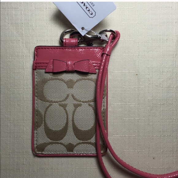 100% Authentic Brand New w/ tag Coach card hiller