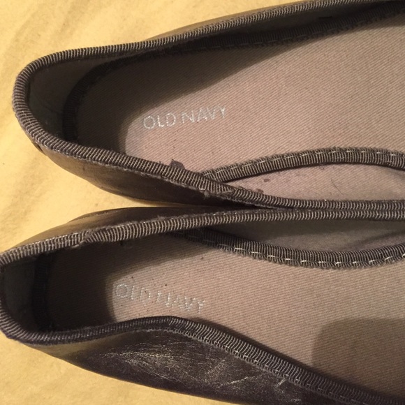 Flats - Picture 3 of 4