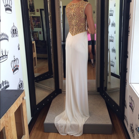 Alyce Paris Prom/Pageant/Formal Dress - Picture 2 of 3