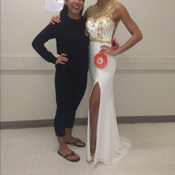 Alyce Paris Prom/Pageant/Formal Dress - Picture 3 of 3